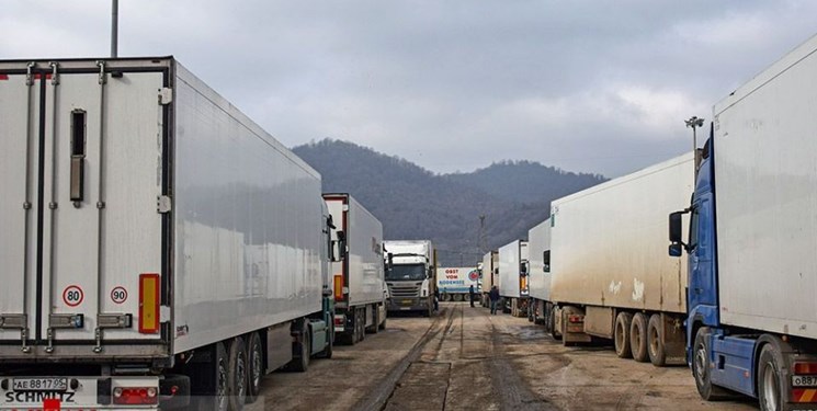 ‌لایروبی‌نشدن بندر آستارا و عدم توسعه زیرساختی گمرک‌‌ از دلایل معطلی کامیون‌ها در مرز