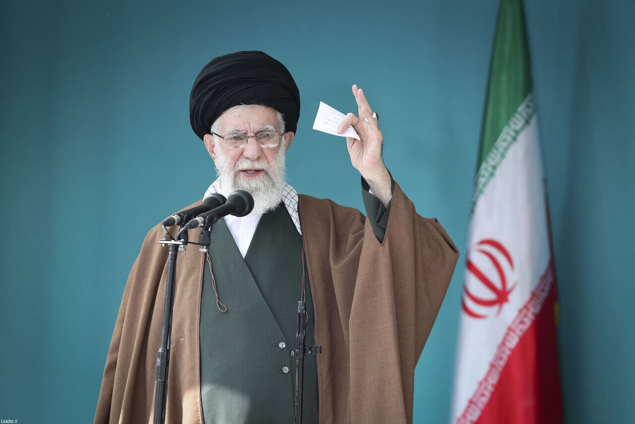 ببینید | رهبر انقلاب: جمهوری اسلامی قطعا جلوی هنجارشکنی خواهد ایستاد