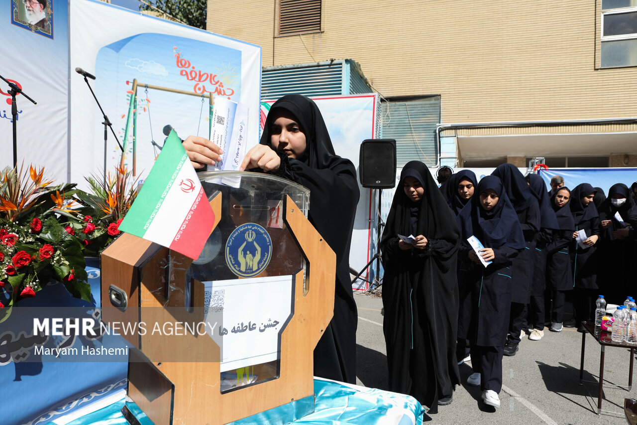 برگزاری «جشن عاطفه‌ها» برای ۶ هزار دانش آموز مددجوی استان سمنان